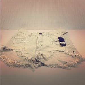 One Teaspoon Jean shorts size 27 NWT